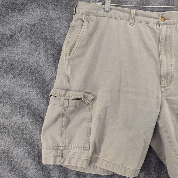 Savane Cargo Shorts Mens Size 40 Beige Gray Flap Pockets Belt Loops - Picture 6 of 13